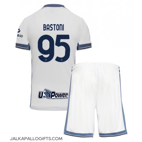 Inter Milan Alessandro Bastoni #95 Vieras Peliasu Lasten 2024-25 Lyhythihainen (+ Lyhyet housut)